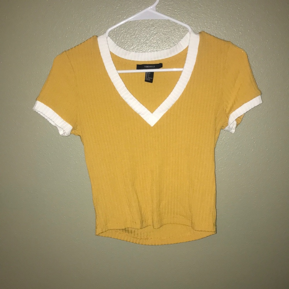 Forever 21 cropped tee